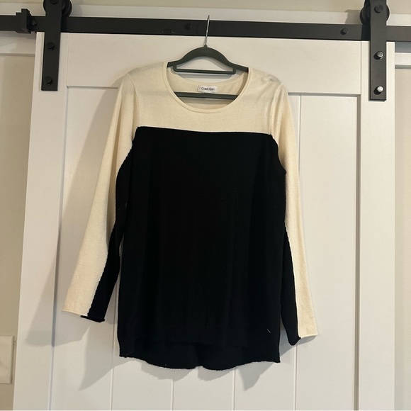 CALVIN KLEIN Sweater Size Medium - Picture 1 of 6